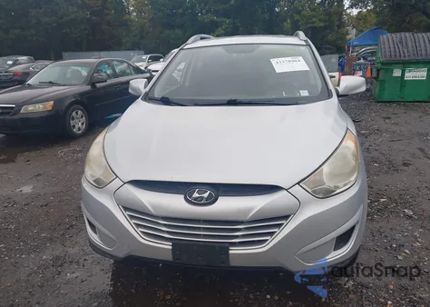 2011 Hyundai Tucson Gls z USA, uszkodzony, nr VIN KM8JUCAC8BU143465